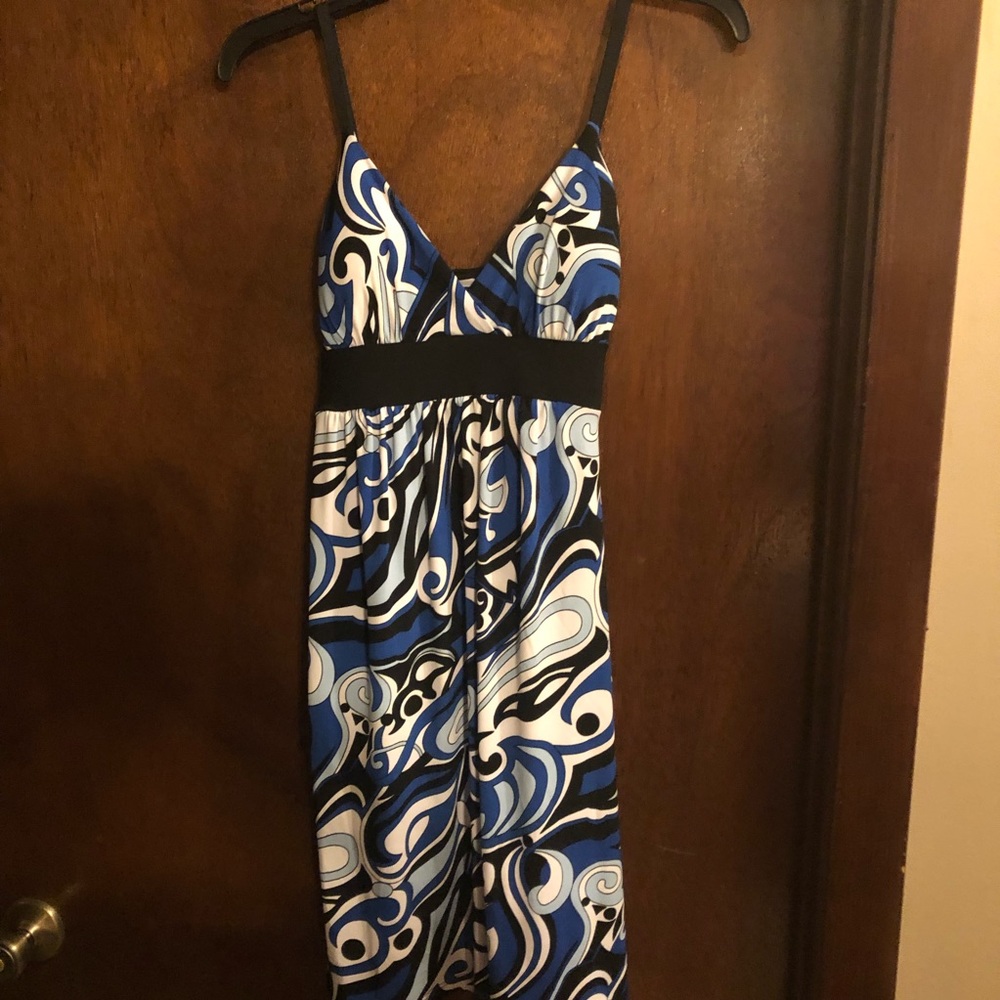 Dress, size L.